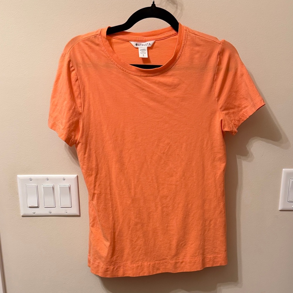 Athleta Vibrant Orange Short Sleeve Tee